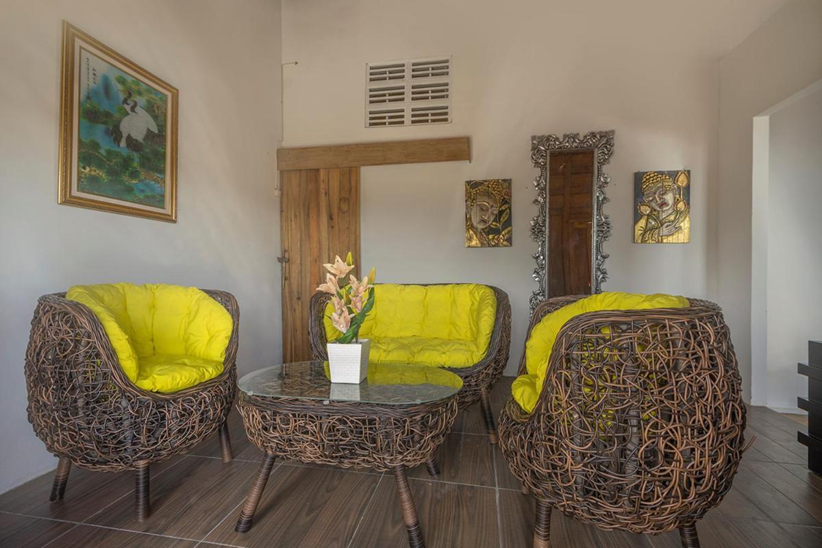 Hotel Ethes Coworking - Coliving & Lounge à Ngaglik Extérieur photo